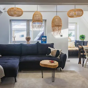 Apartament Home3city Klimatyczne Poddasze, Sopot
